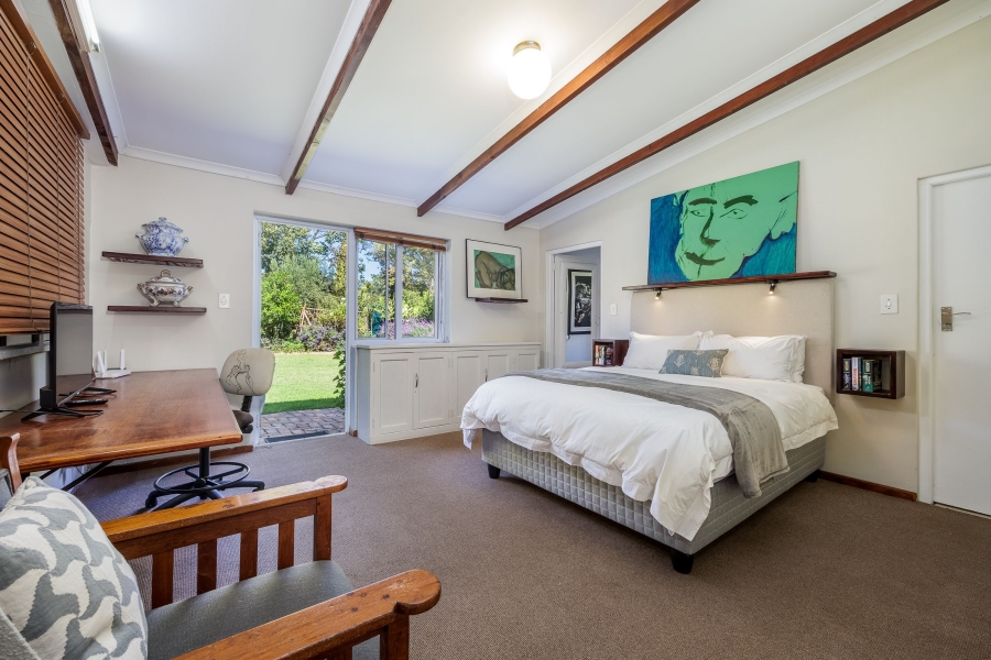 5 Bedroom Property for Sale in Paradyskloof Western Cape